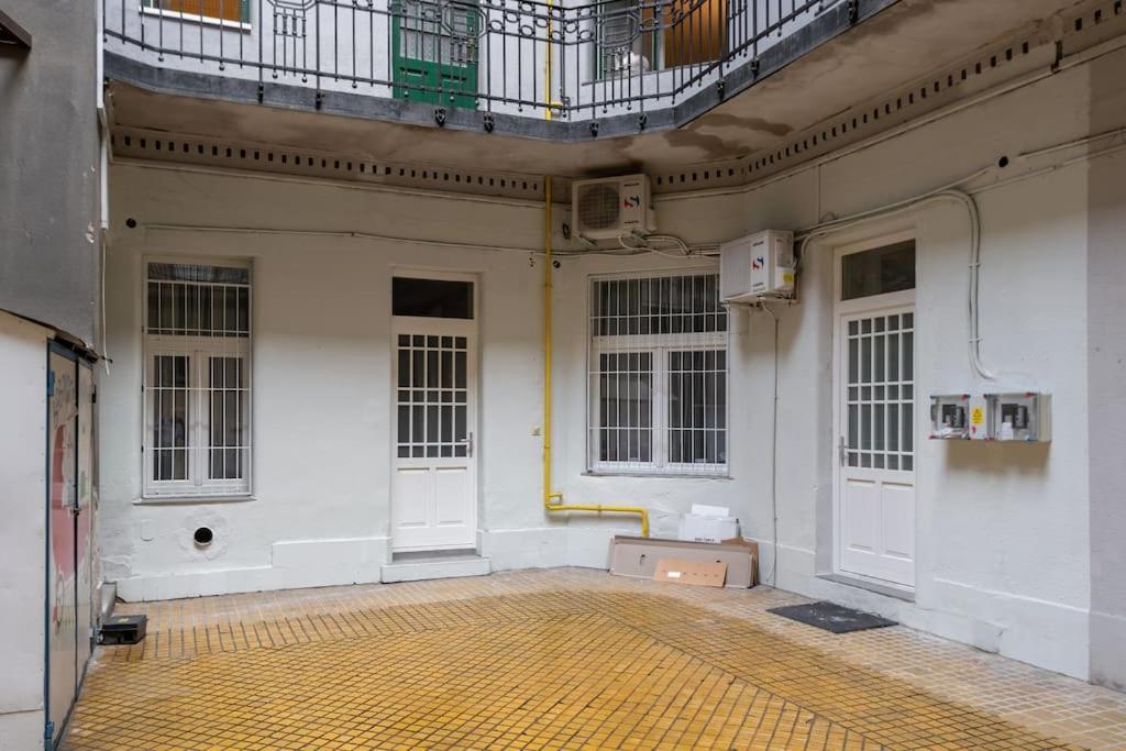 Art Nouveau Apartment Budapest Extérieur photo